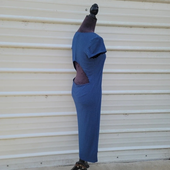 Volcom Womens Possession Body Con Dress Cut Out Back Blue Striped Stretch Sz L - Picture 12 of 14
